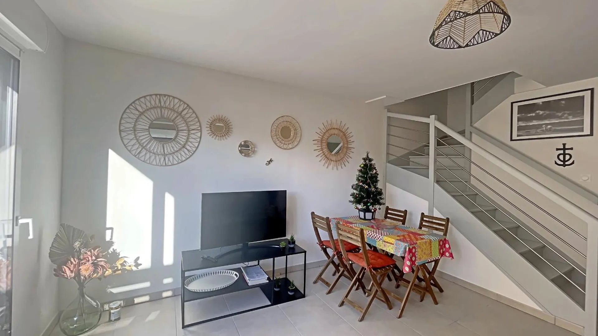 Maison Neuve Climatisee Pour 4 Pers. Aux Saintes-Maries-De-La-Mer - Fr-1-475-167 Holiday home
